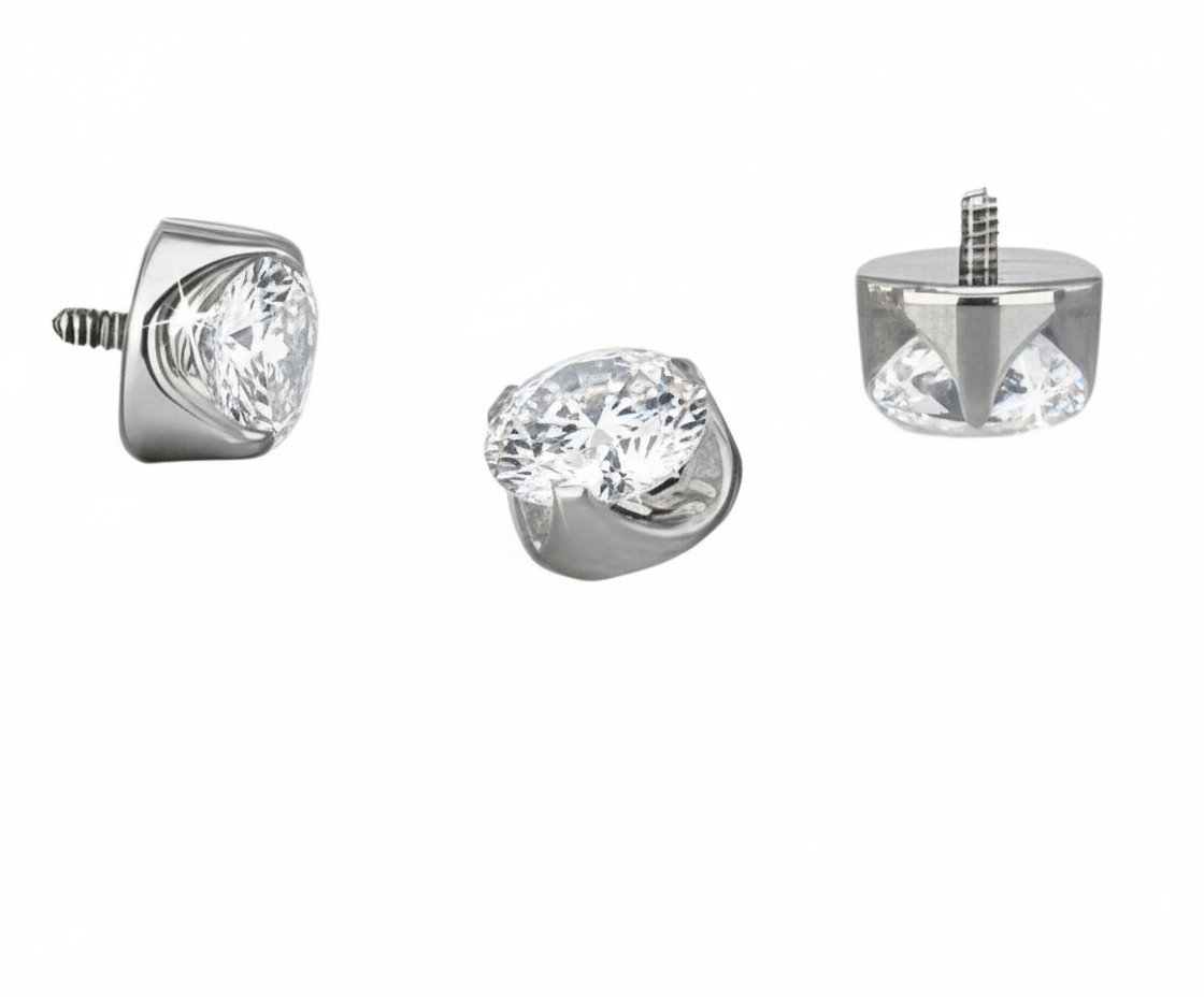 Crown natural zirconia jewel, for lobe piercing, upper lobes, conch.