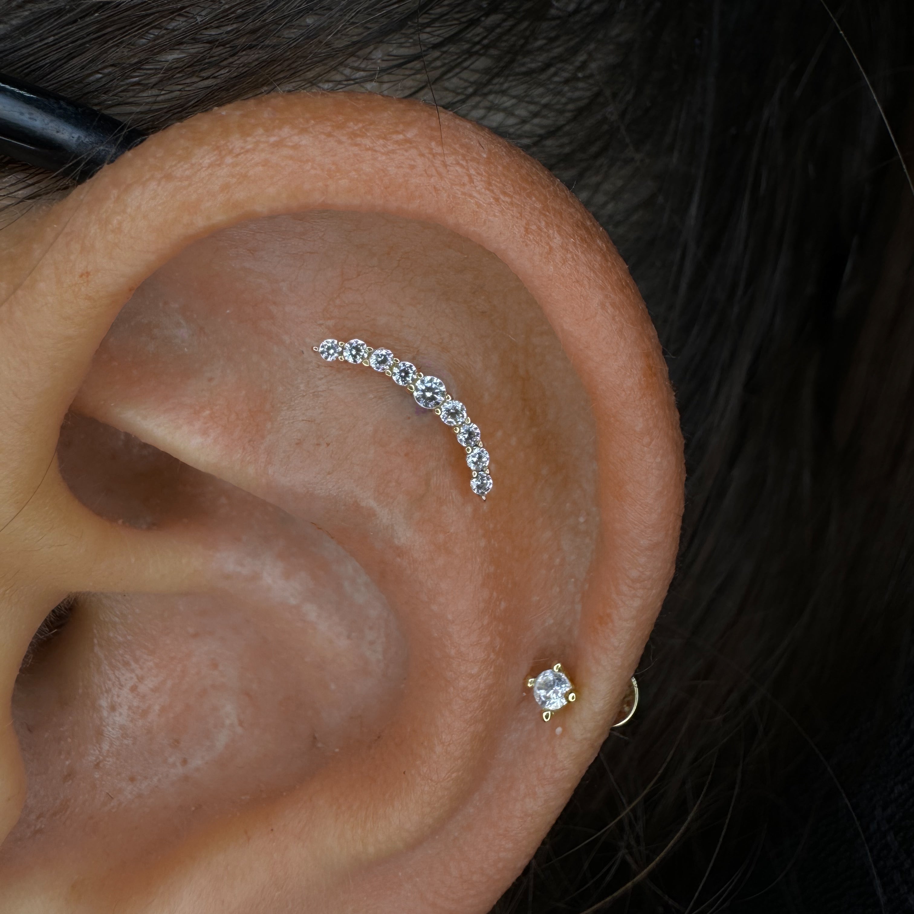 Mini piercing de lujo en racimo de oro de 14 quilates
